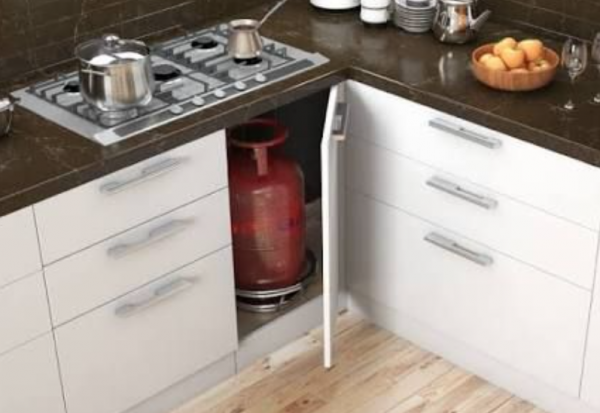 Tabung Gas Dapur dengan Penutup Kayu